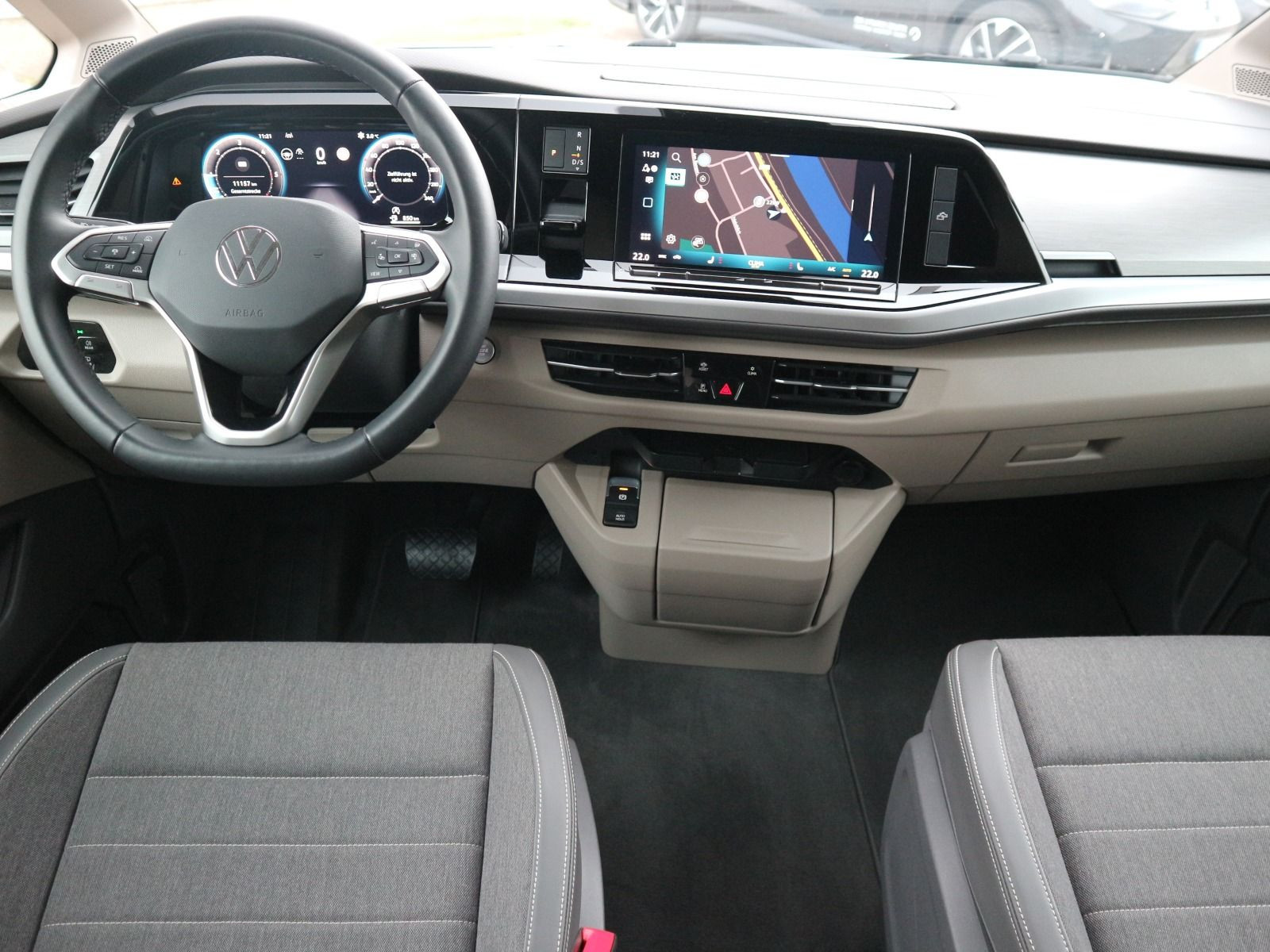 Fahrzeugabbildung Volkswagen T7 California Ocean 2.0 TDI DSG AHK STHZG MATRIX