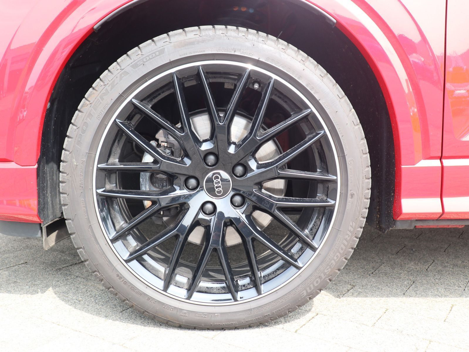 Fahrzeugabbildung Audi Q2 S line 35 TFSI S tronic*SONOS*MATRIX*PANO*AHK
