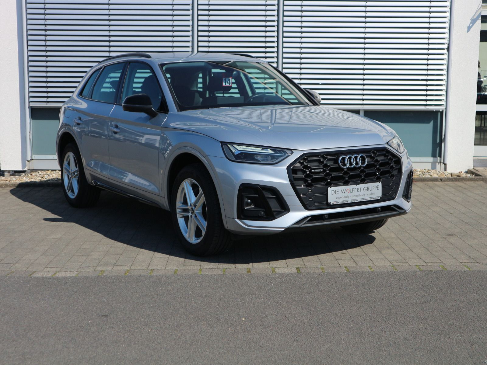 Fahrzeugabbildung Audi Q5 40 TDI quattro S line RFK*Navi*SHZ
