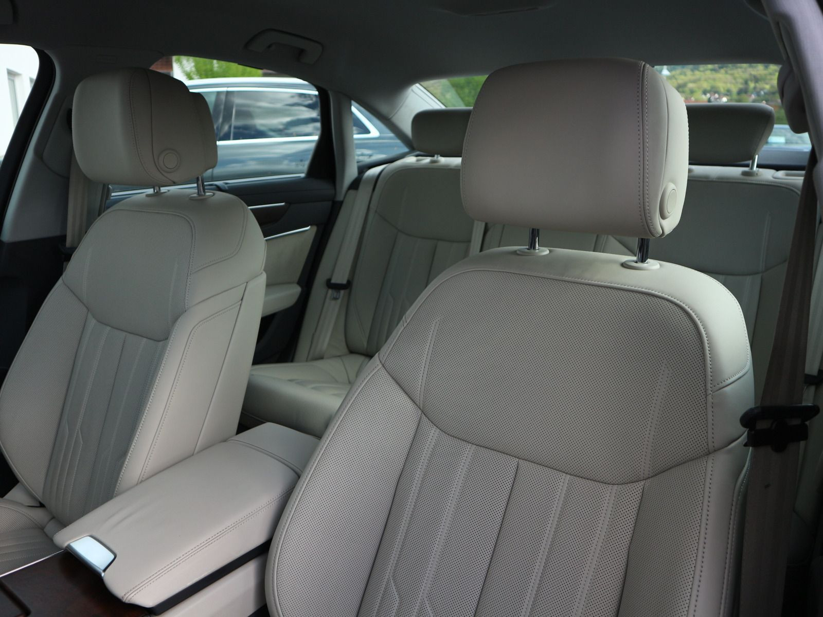 Fahrzeugabbildung Audi A6 Limousine 3.0 TFSI quattro RFK*MATRIX*NAVI*SHZ