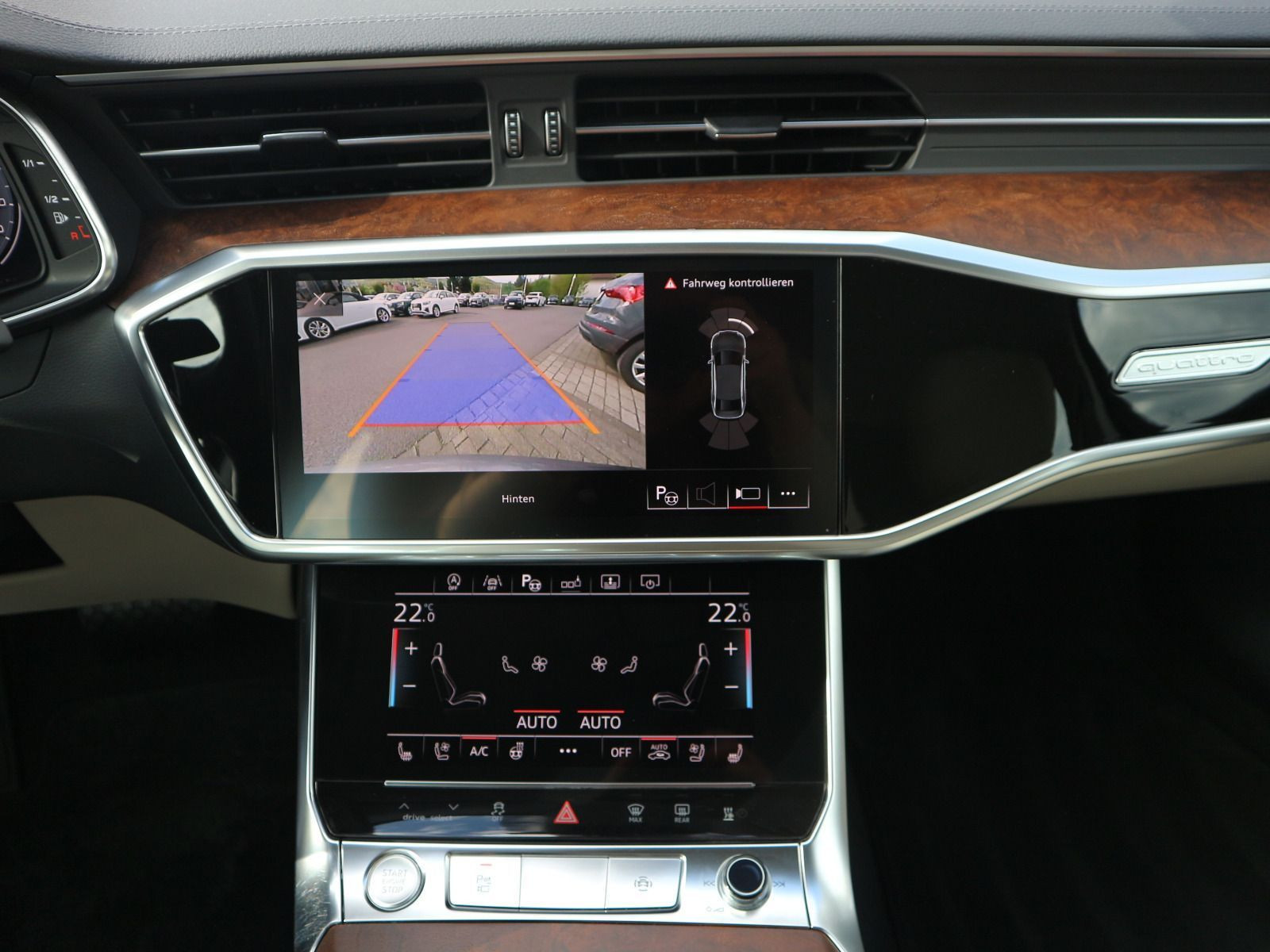 Fahrzeugabbildung Audi A6 Limousine 3.0 TFSI quattro RFK*MATRIX*NAVI*SHZ