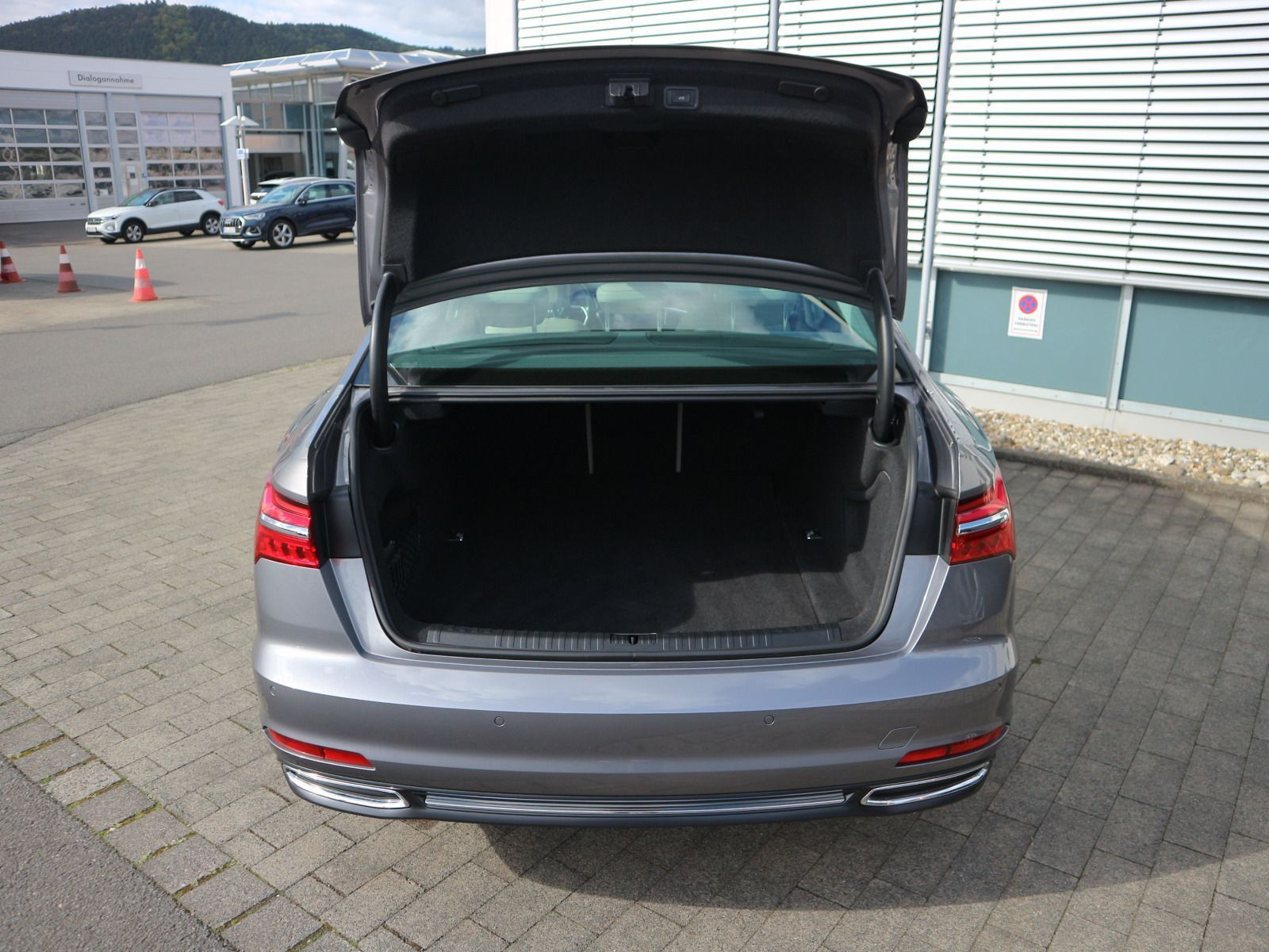 Fahrzeugabbildung Audi A6 Limousine 3.0 TFSI quattro RFK*MATRIX*NAVI*SHZ
