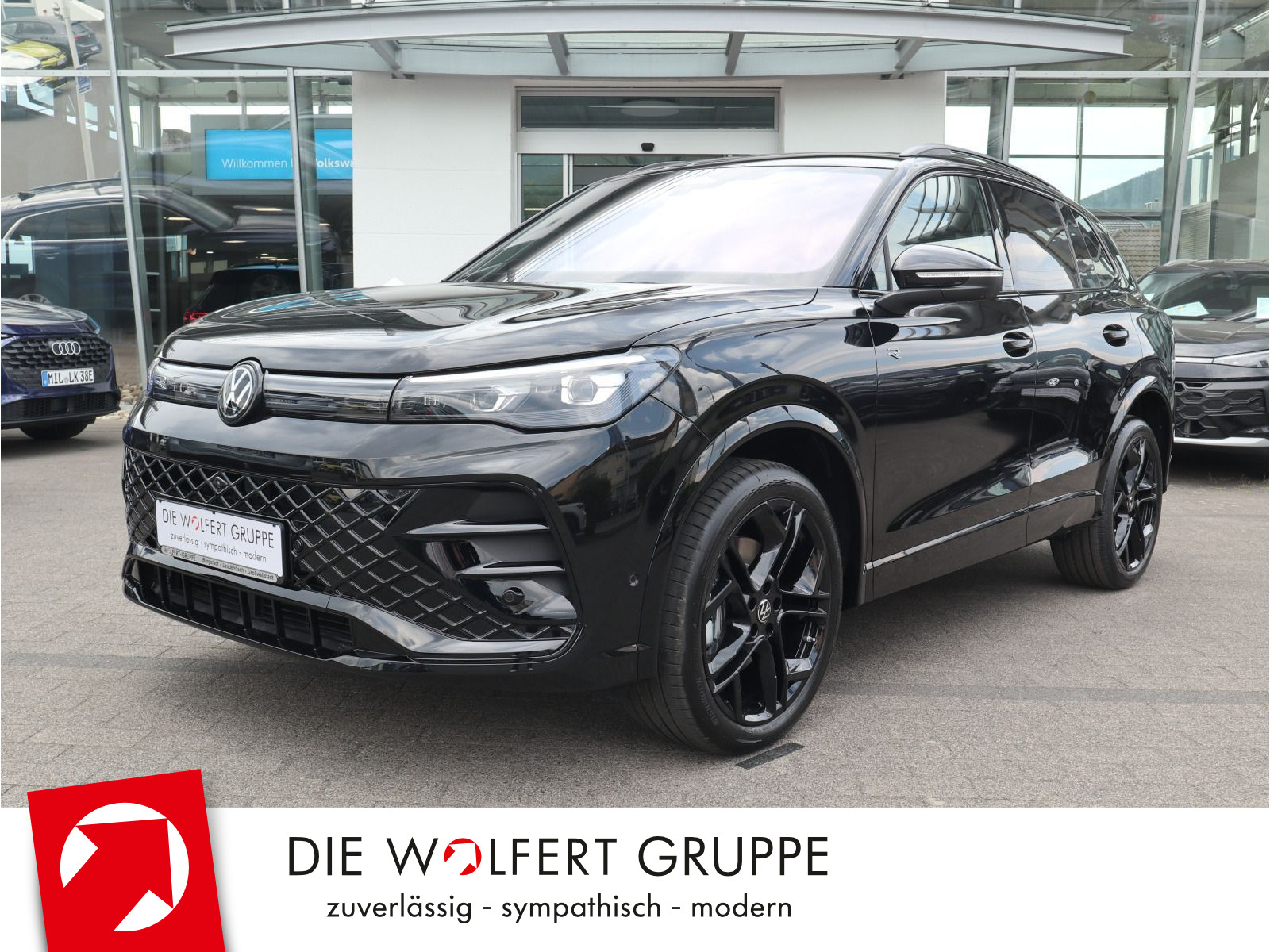 Volkswagen Tiguan R-Line 2,0 TSI OPF 4MOTION (204 PS) DSG*AHK*WINTERRÄDER*PANORAMA*HARMANKARDON*