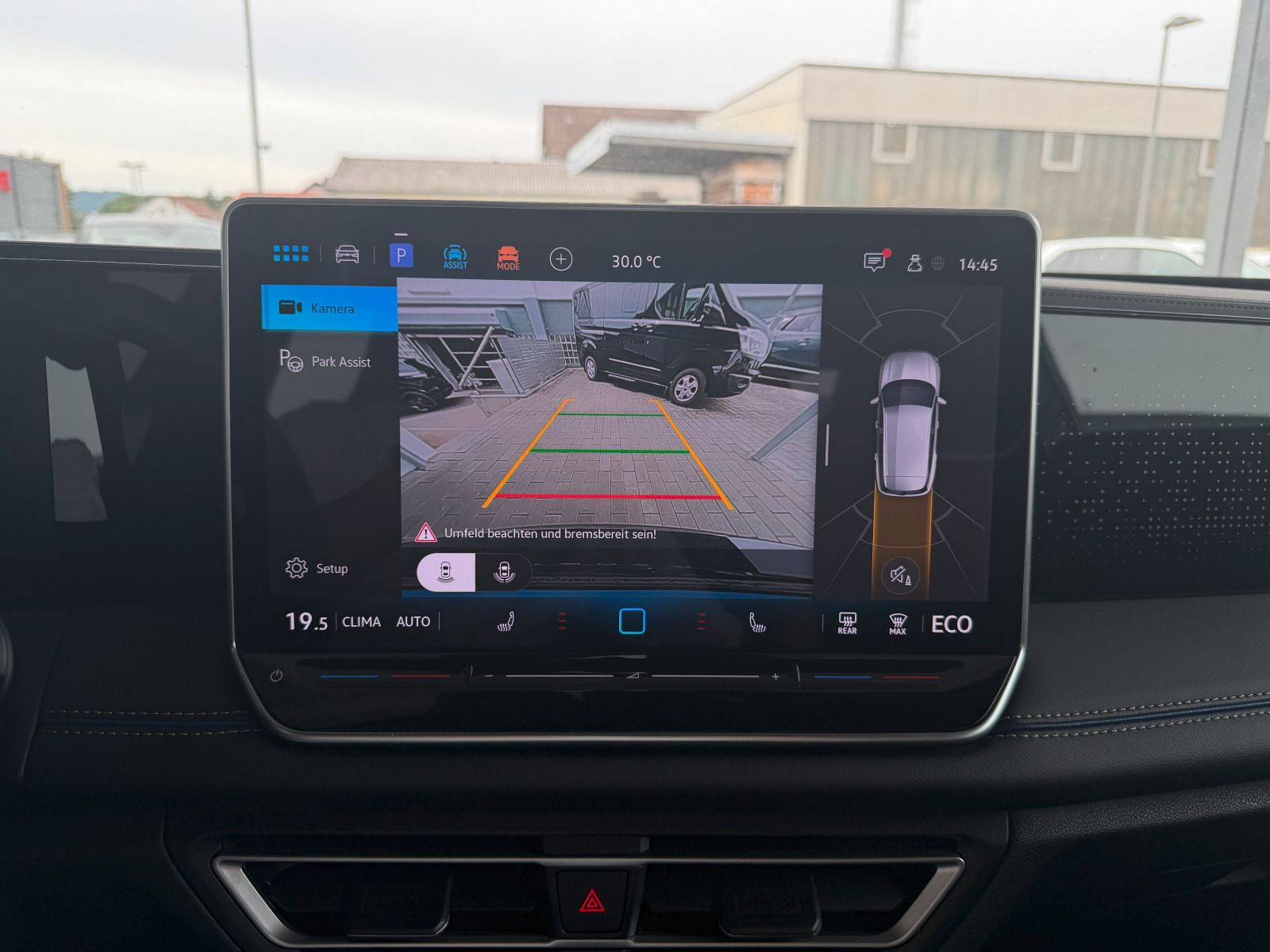 Fahrzeugabbildung Volkswagen Tiguan R-Line 1.5 TSI eHybrid DSG RFK NAVI ACC LED