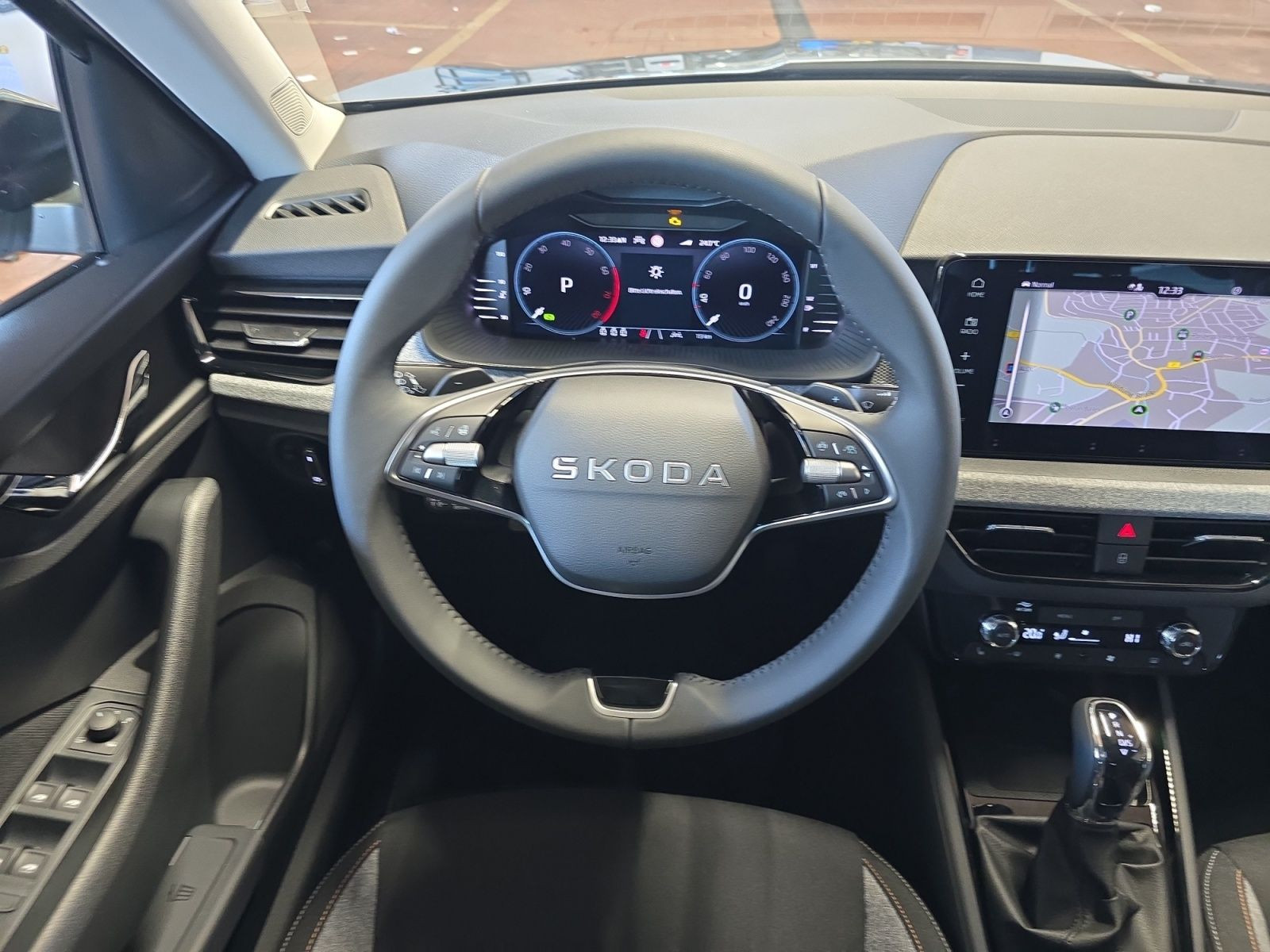Fahrzeugabbildung SKODA Kamiq TOUR 1.0 TSI 85 kW DSG +AHK+NAVI+KOMFORT
