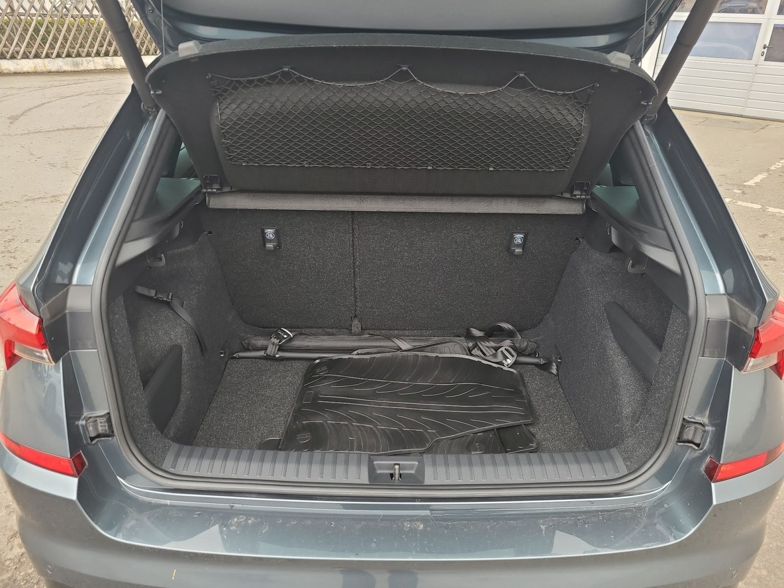 Fahrzeugabbildung SKODA Kamiq Monte Carlo 1.0 TSI 81kW 7-Gang DSG