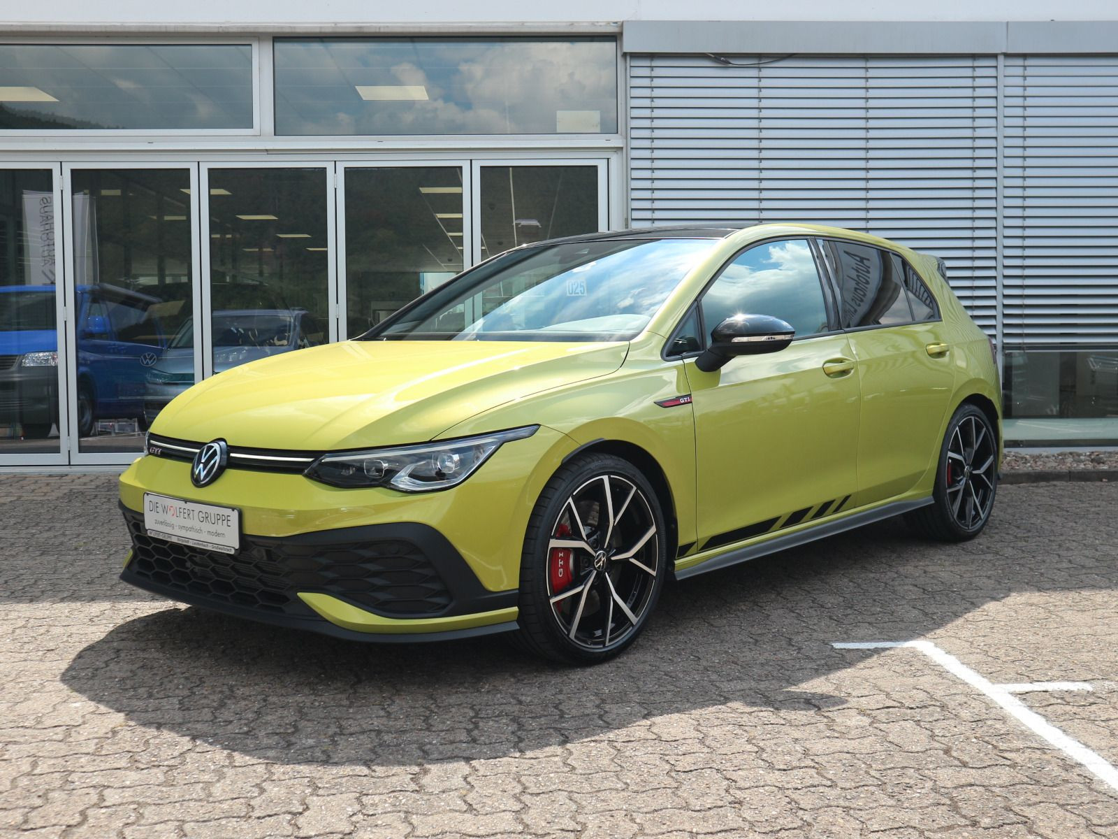 Fahrzeugabbildung Volkswagen Golf GTI Clubsport 2.0 TSI DSG PANO BLACK LED