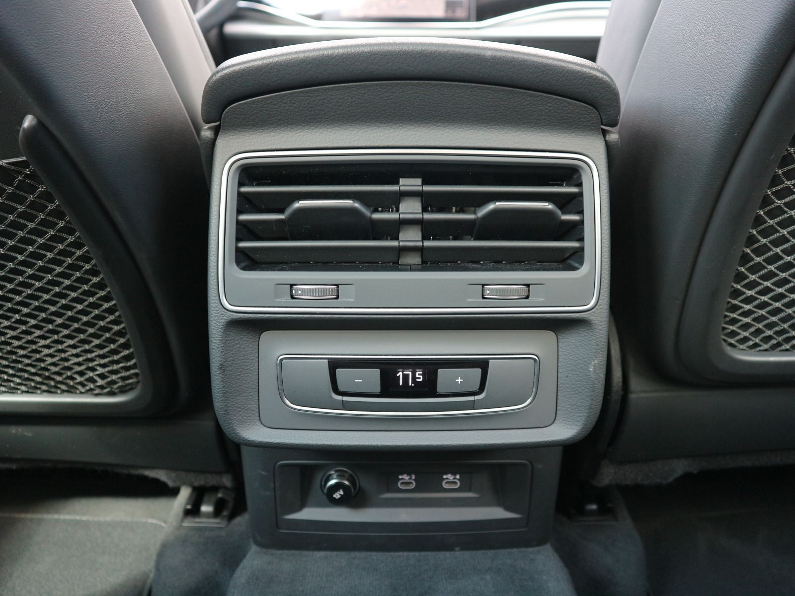 Fahrzeugabbildung Audi Q7 55 TFSI e quattro Matrix*HUD*Pano*ACC*SHZ