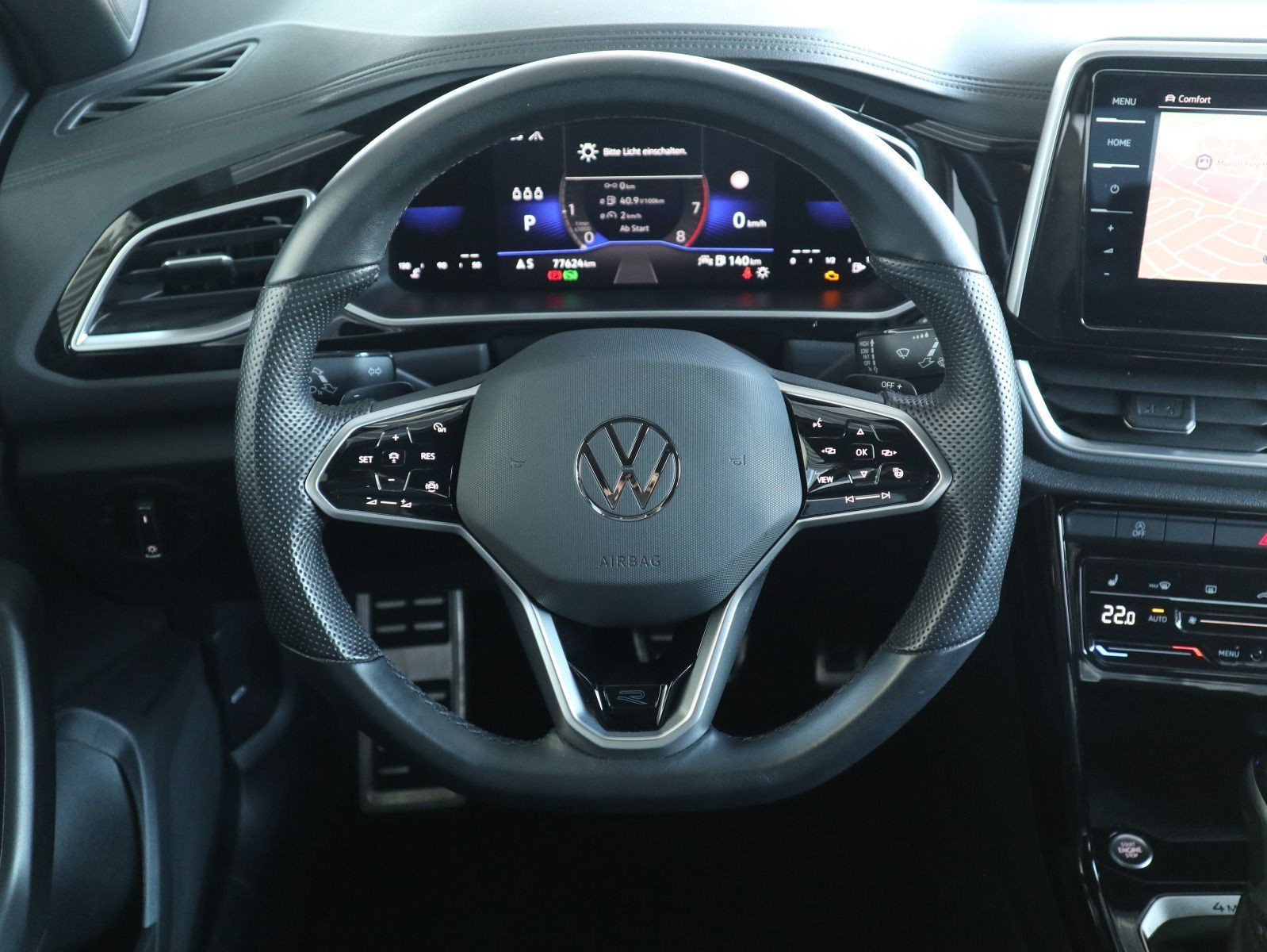 Fahrzeugabbildung Volkswagen T-Roc R-Line 2.0 TSI DSG 4M STHZG AHK RFK DCC