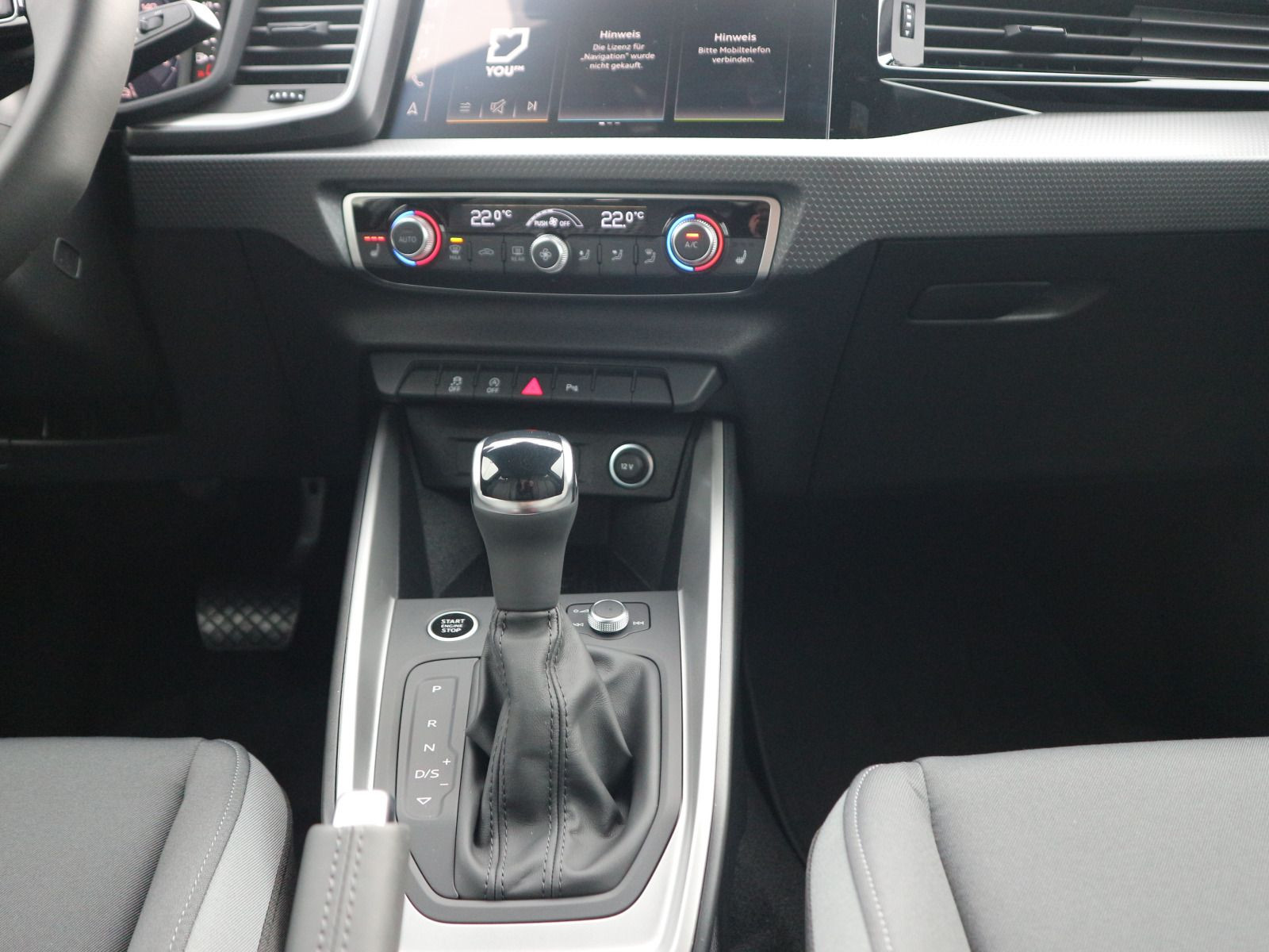 Fahrzeugabbildung Audi A1 Sportback S line 30 TFSI S tronic*CARPLAY*LED*