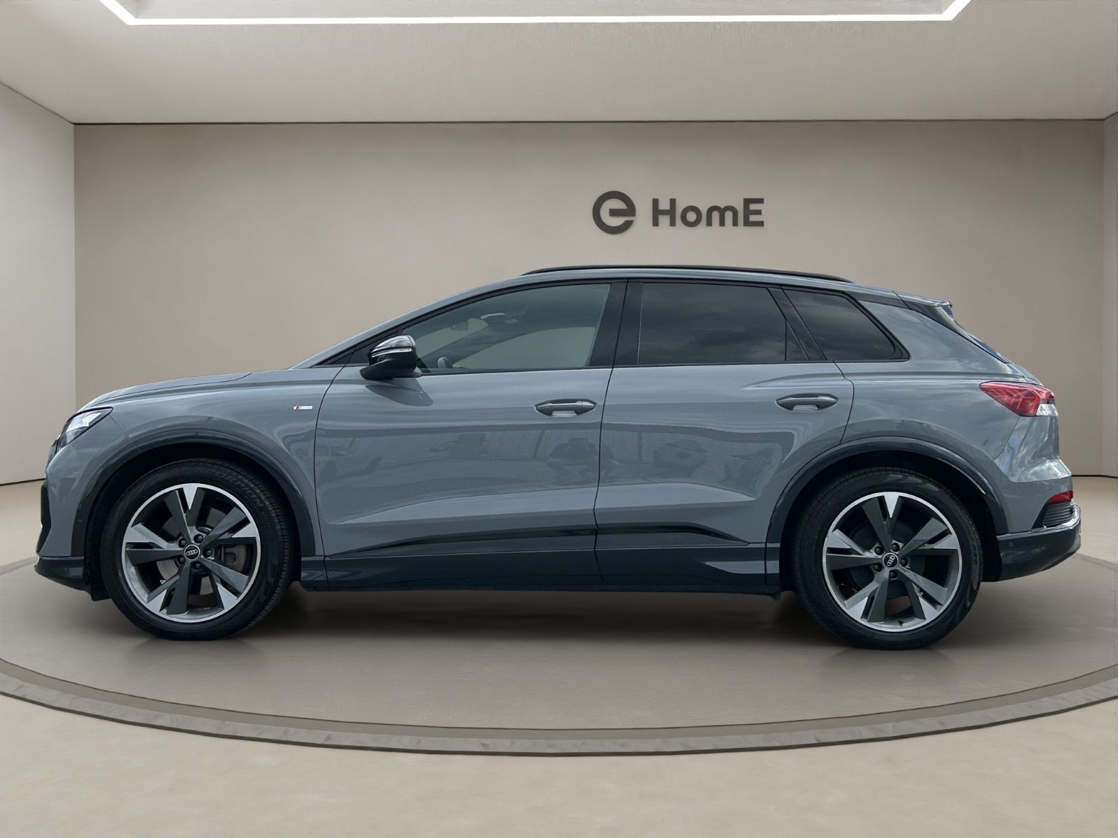 Fahrzeugabbildung Audi Q4 40 e-tron